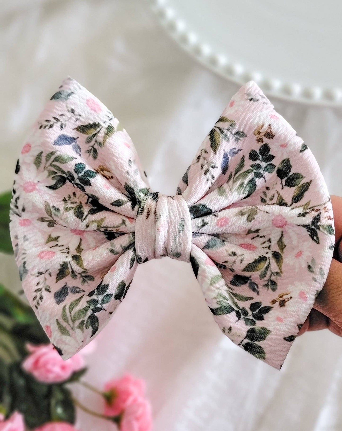 Savannah Bow-Pink Daisy Floral