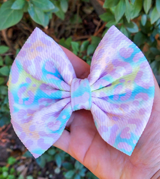 Savannah Bow-Pastel Leopard